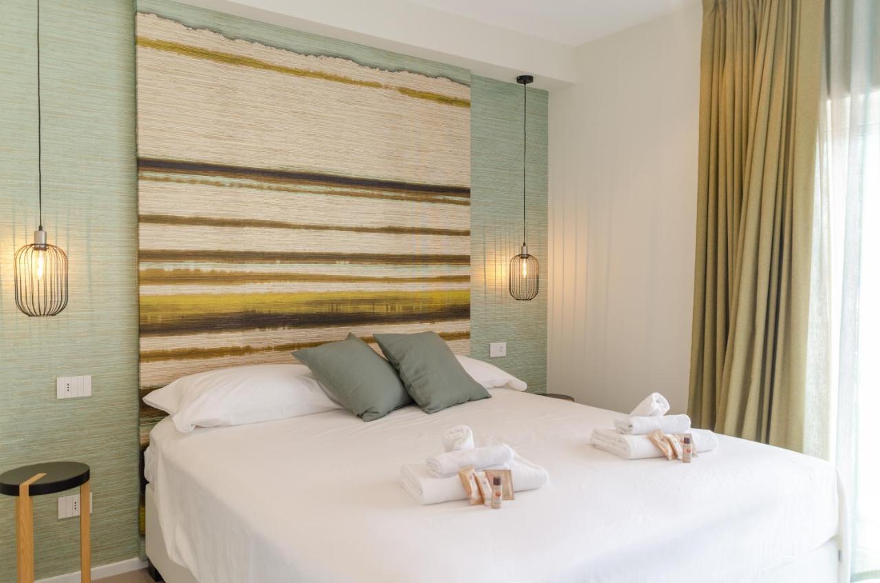 Apulialux Seaview Prestige Apt / Jacuzzi + Parking Apartment Polignano a Mare Luaran gambar